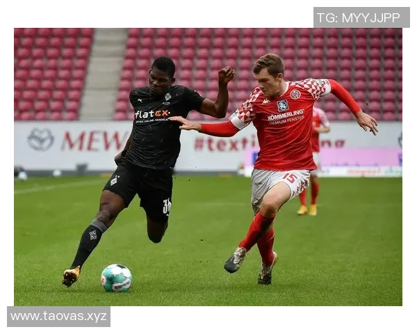 德甲焦点战：美因茨定位球战术能否撕破门兴防线困局